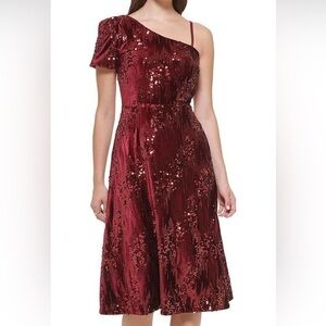 KENSIE Women’s Formal Dress Red One Shoulder Gown Allover Sequins Size 8, 10 NEW